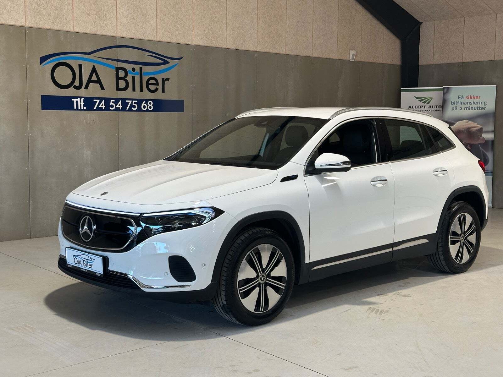 Mercedes EQA250 Electric Art