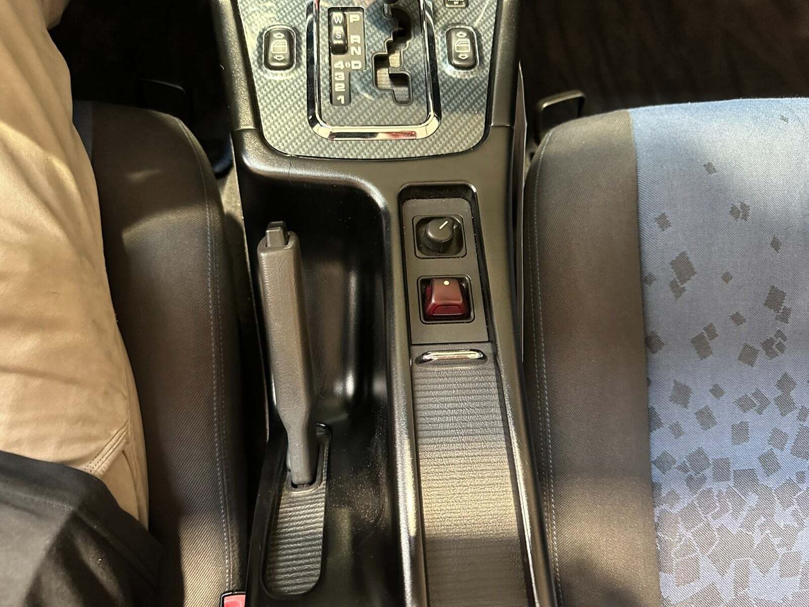 Blå Mercedes SLK230 fra 1999
