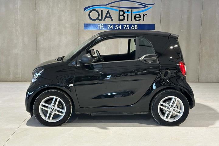 Sort Smart Fortwo fra 2021
