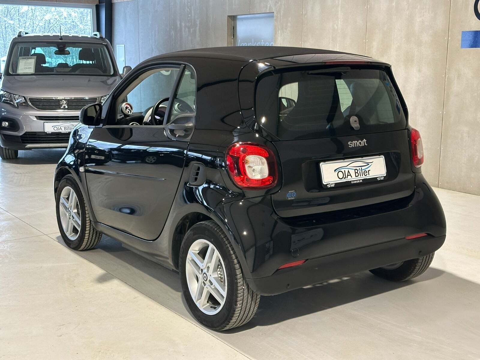 Sort Smart Fortwo fra 2021