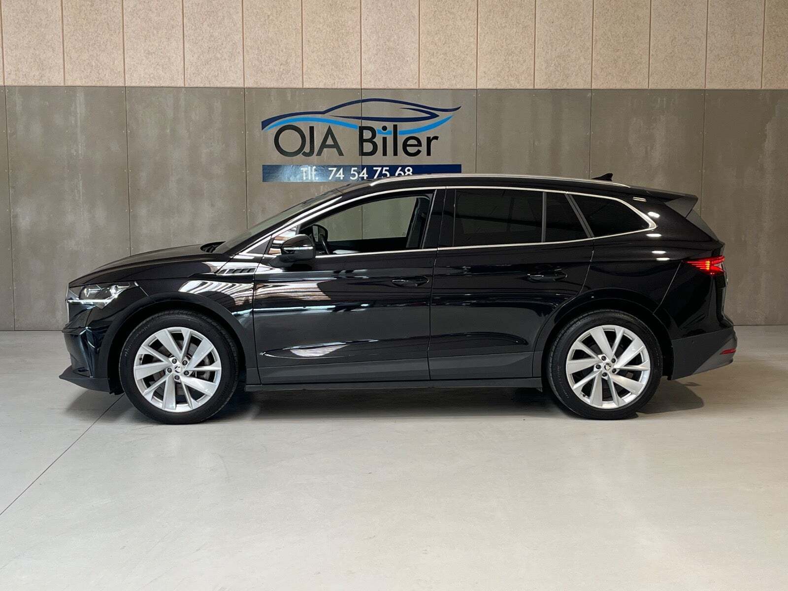 Sort Skoda Enyaq fra 2022