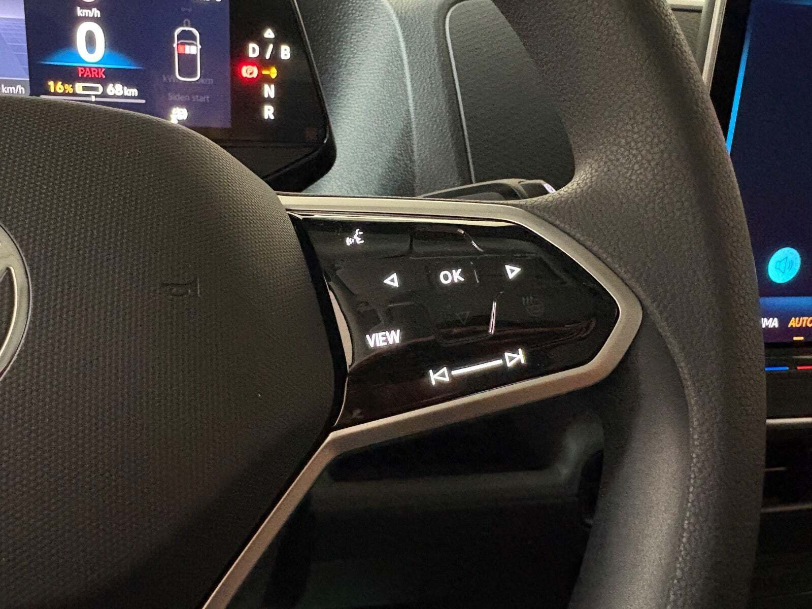 Hvid VW ID.Buzz fra 2025