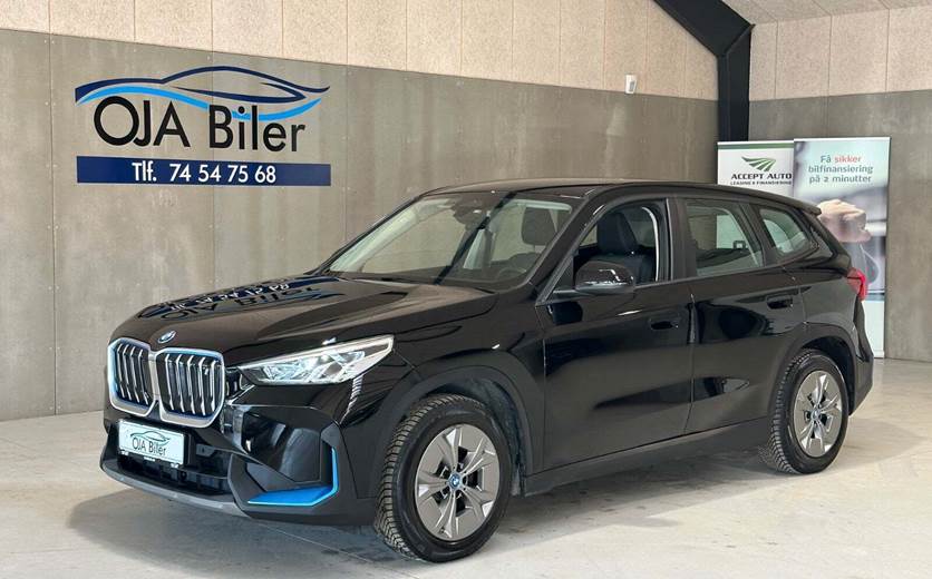 BMW iX1 xDrive30