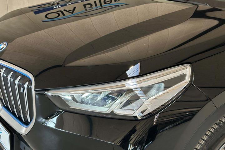 Sort BMW iX1 fra 2023