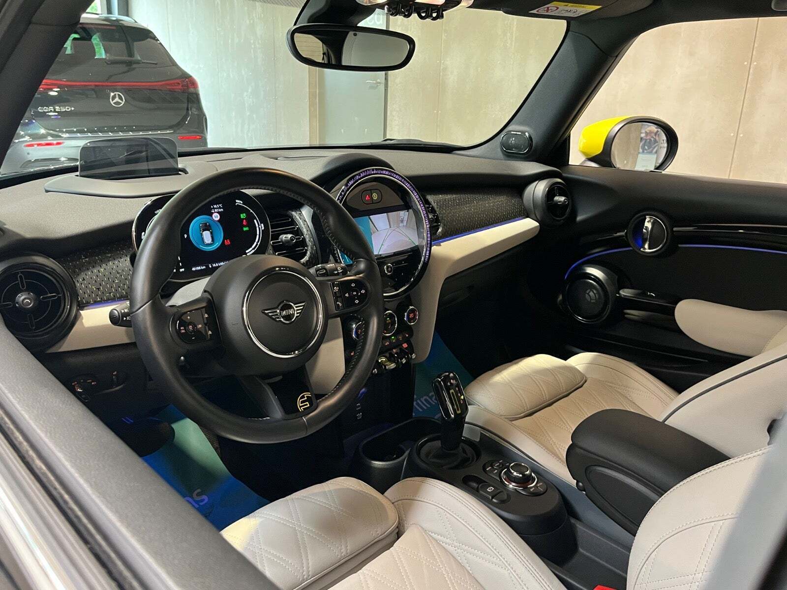 Mini Cooper SE Yours Trim