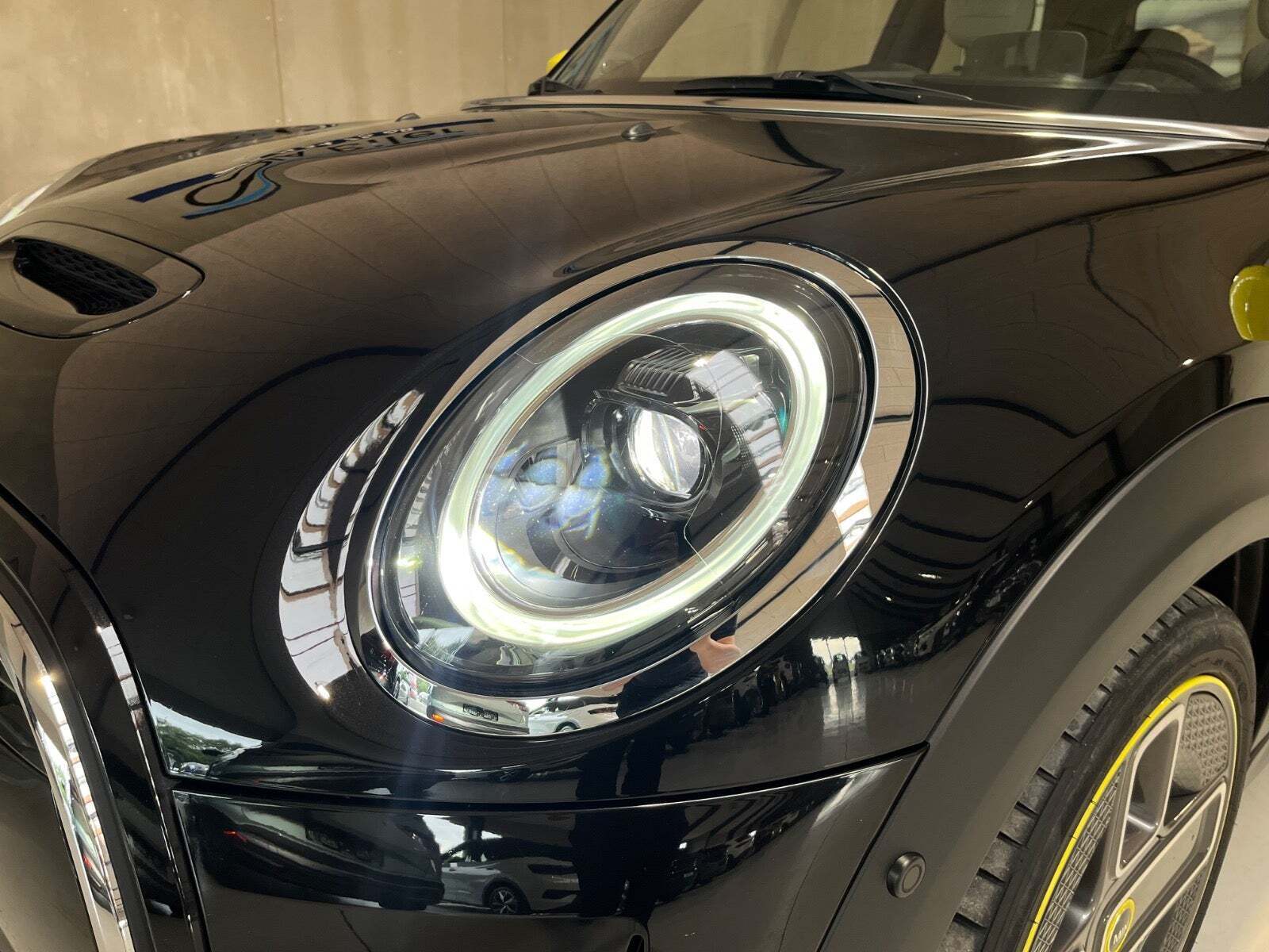 Mini Cooper SE Yours Trim