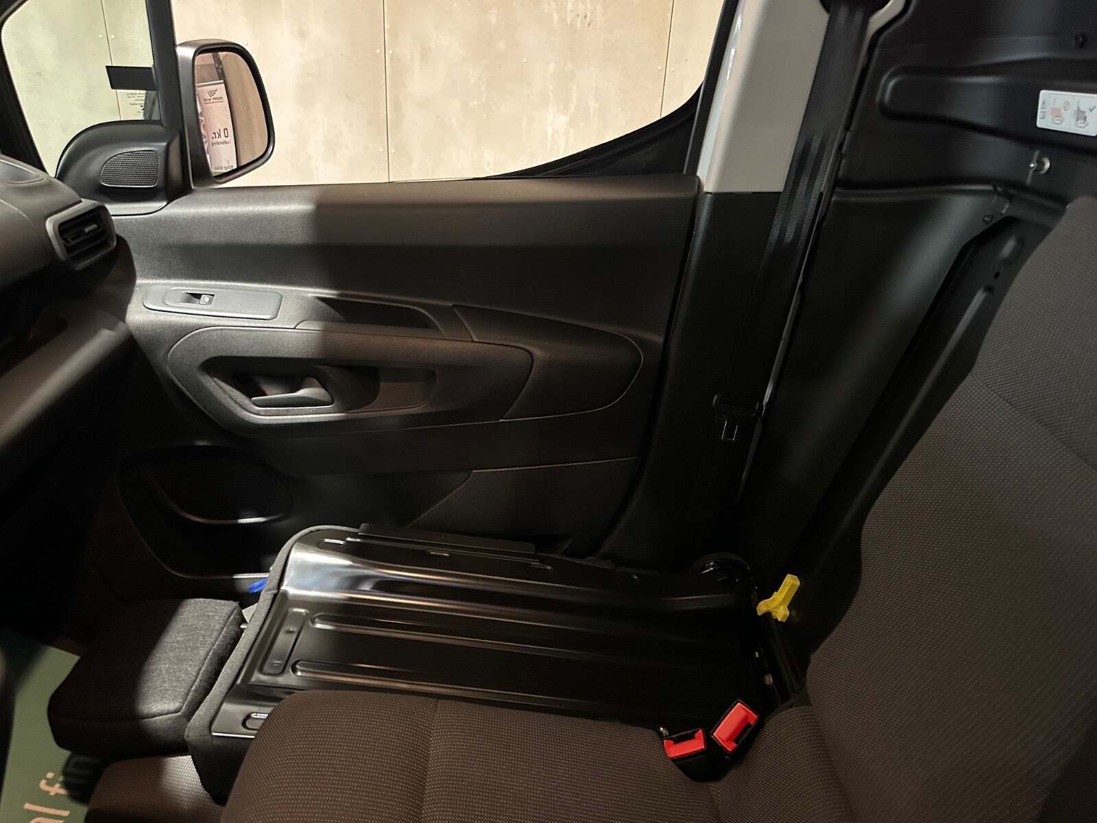 Hvid Fiat Doblò E fra 2023