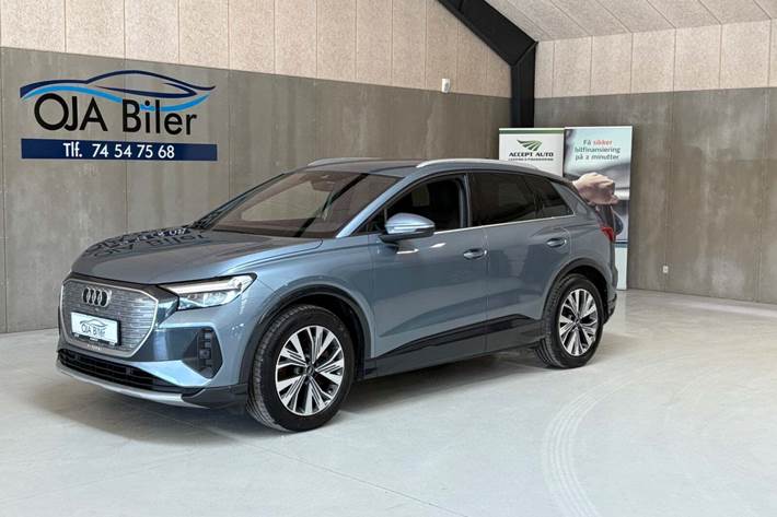 Blå Audi Q4 e-tron fra 2021 set udefra