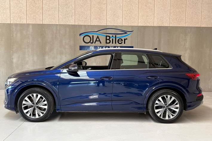 Blå Audi Q4 e-tron fra 2021