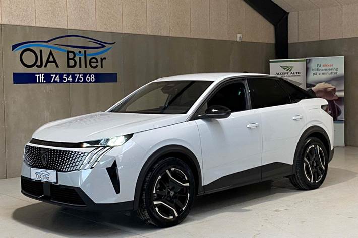 Hvid Peugeot e-3008 fra 2024 set udefra