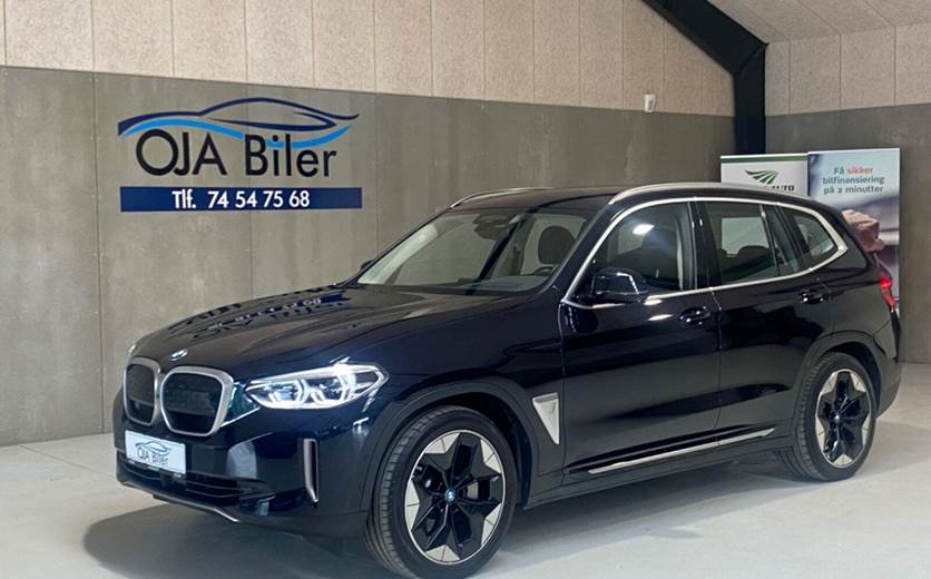 BMW iX3 Charged