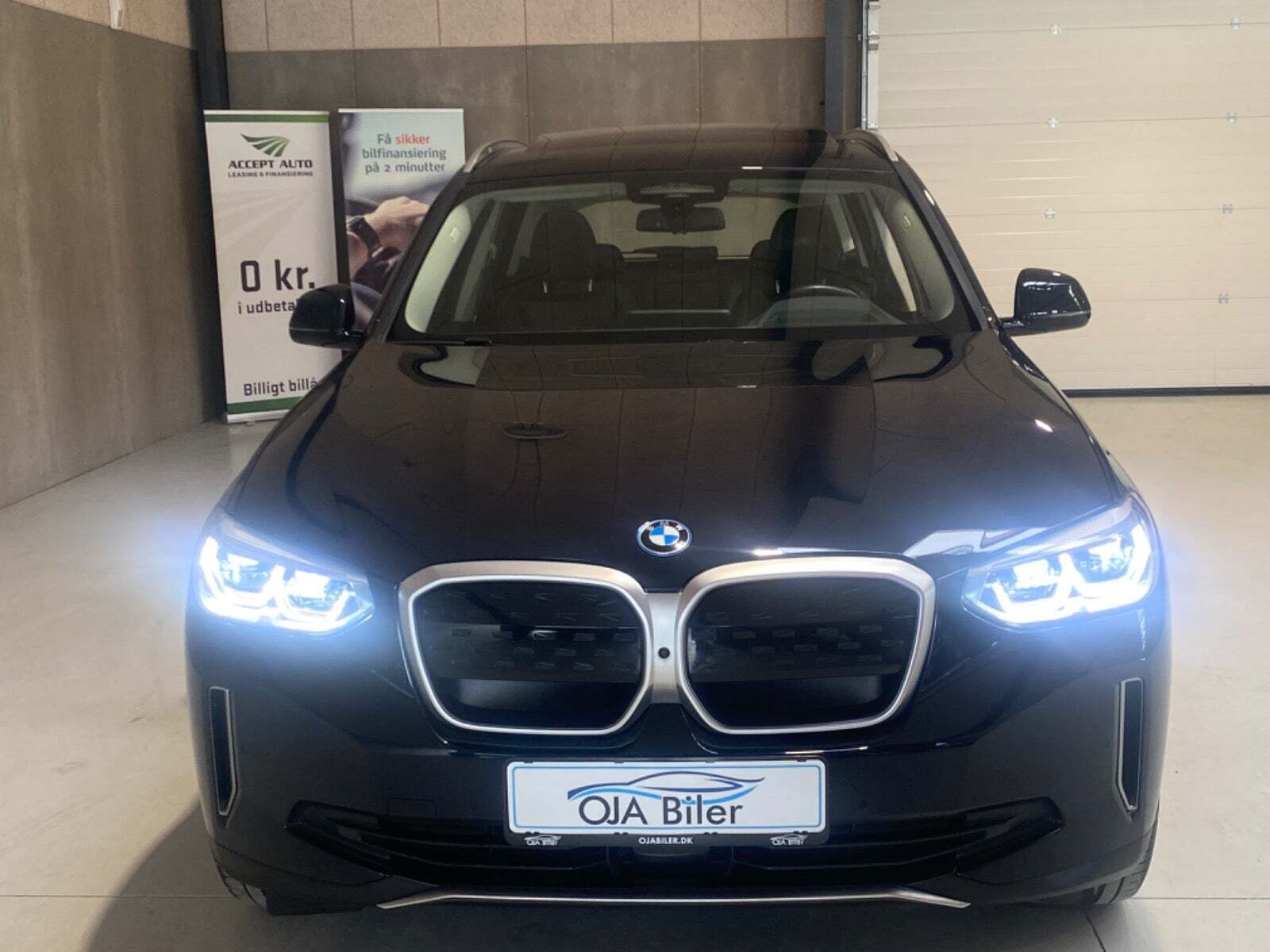 Sort BMW iX3 fra 2021