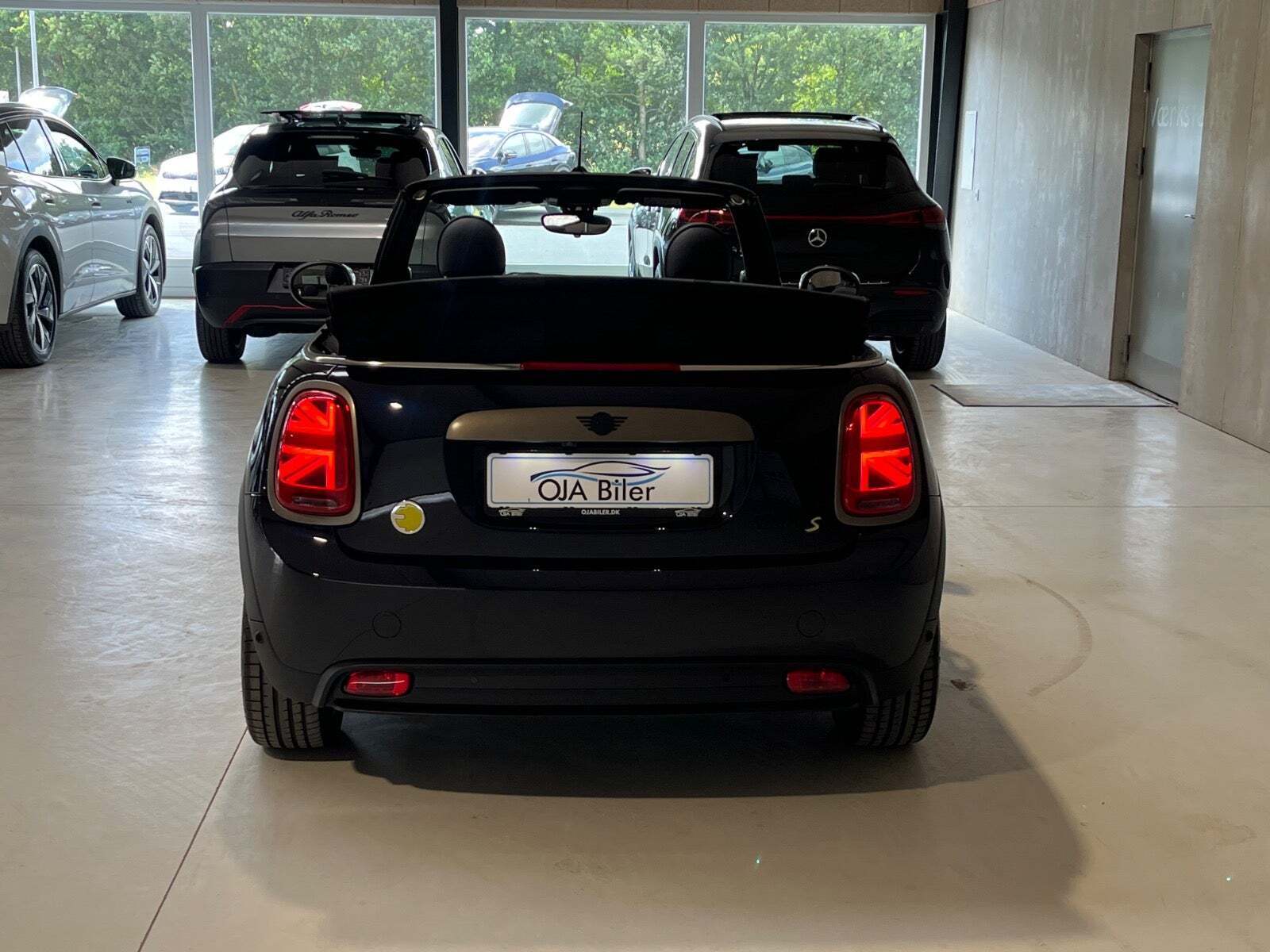 Mini Cooper SE Cabriolet