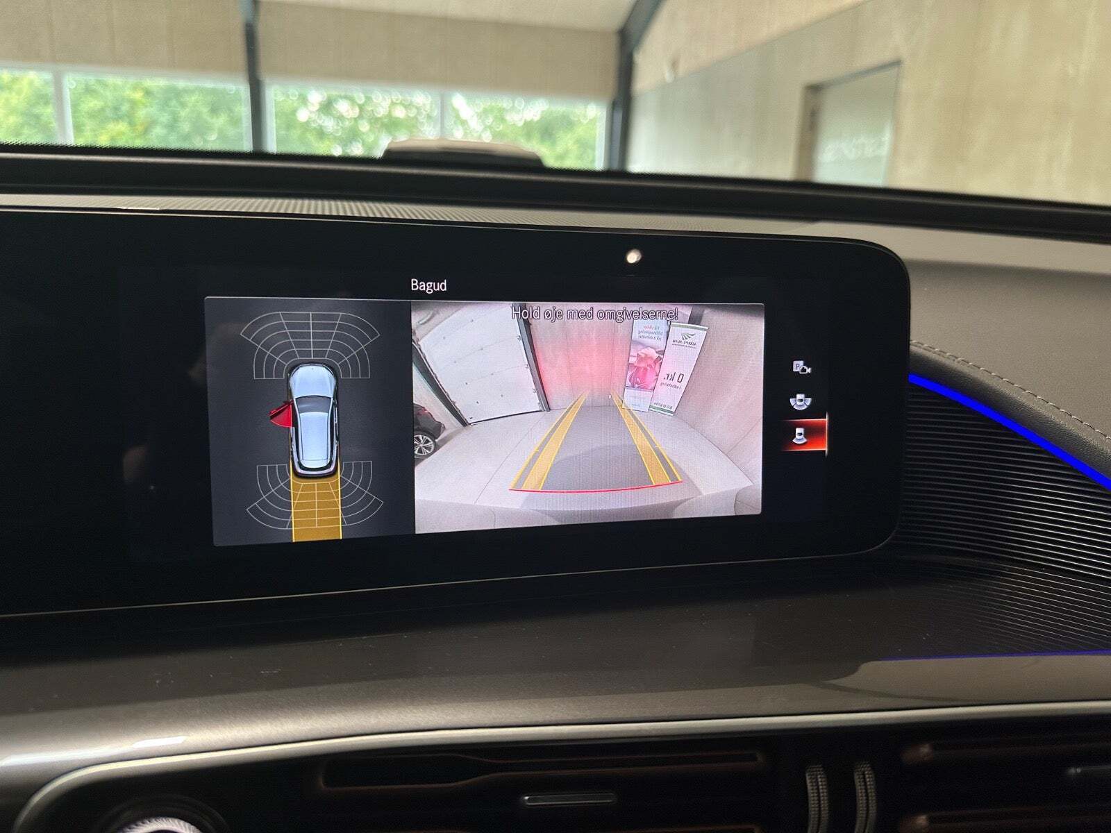 Sort Mercedes EQC400 fra 2020