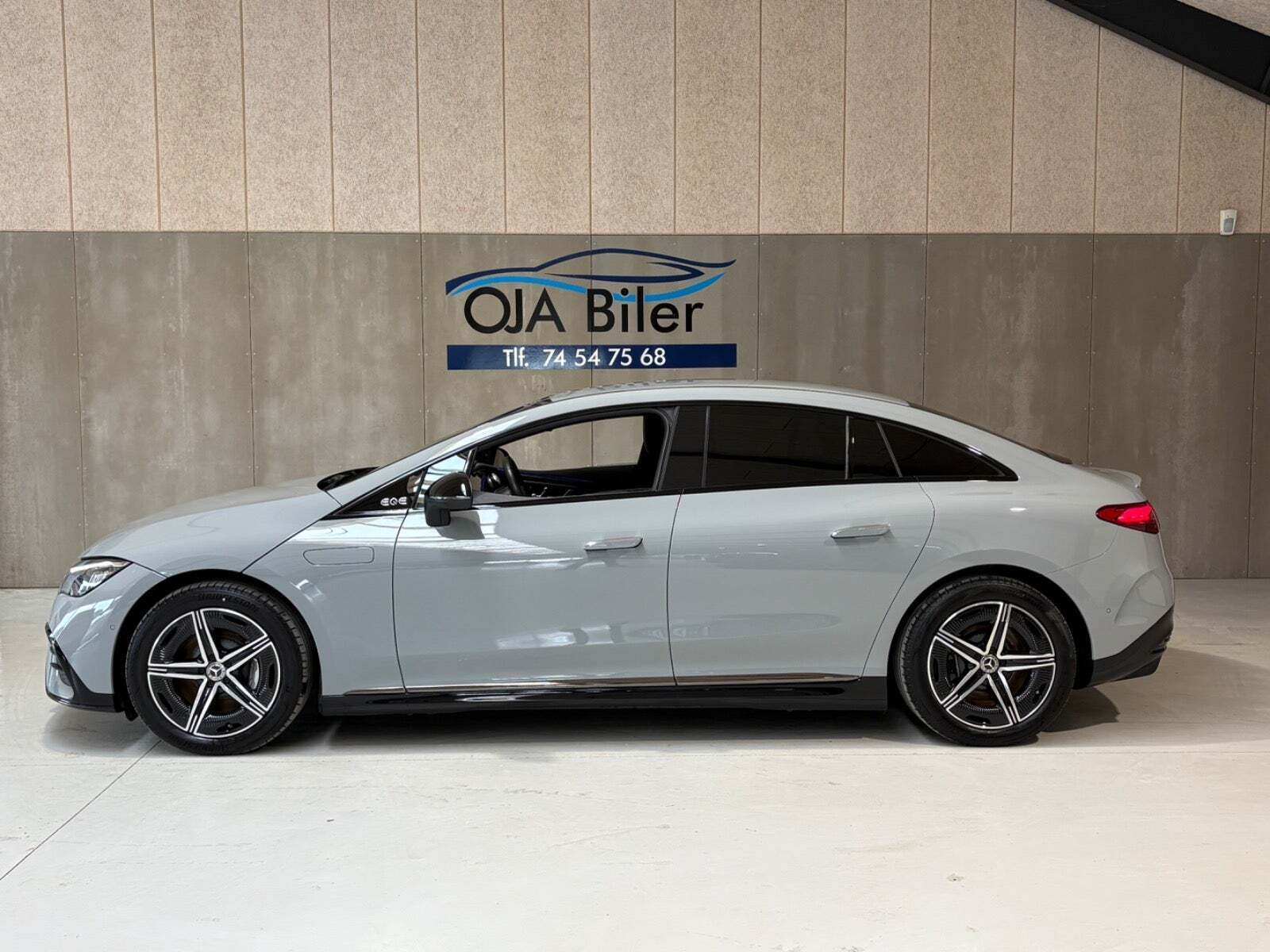 Mercedes EQE300 AMG Line