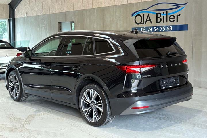 Sort Skoda Enyaq fra 2022