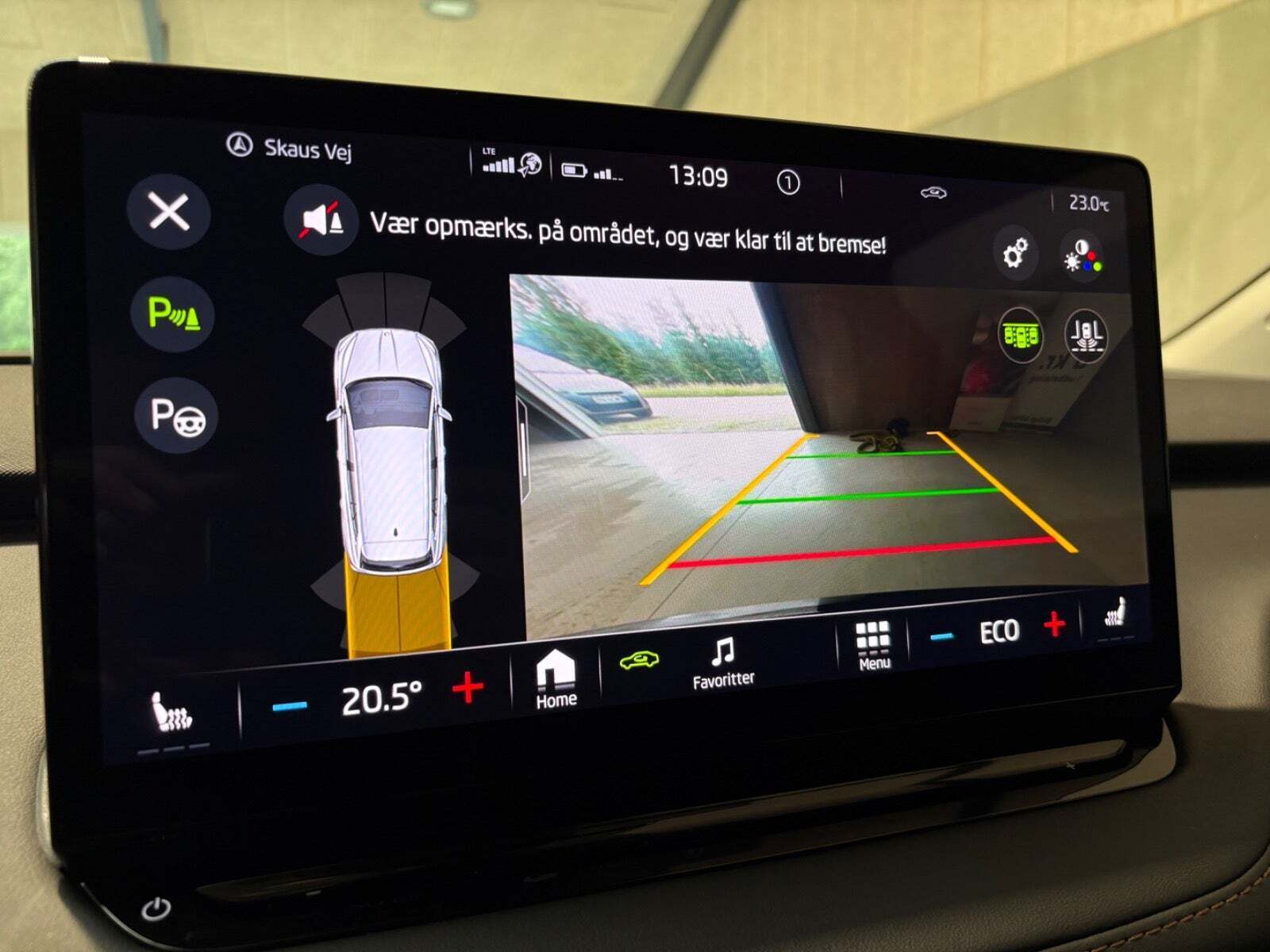 Sort Skoda Enyaq fra 2022