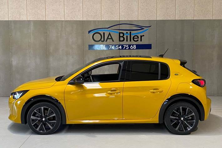 Gul Peugeot e-208 fra 2023