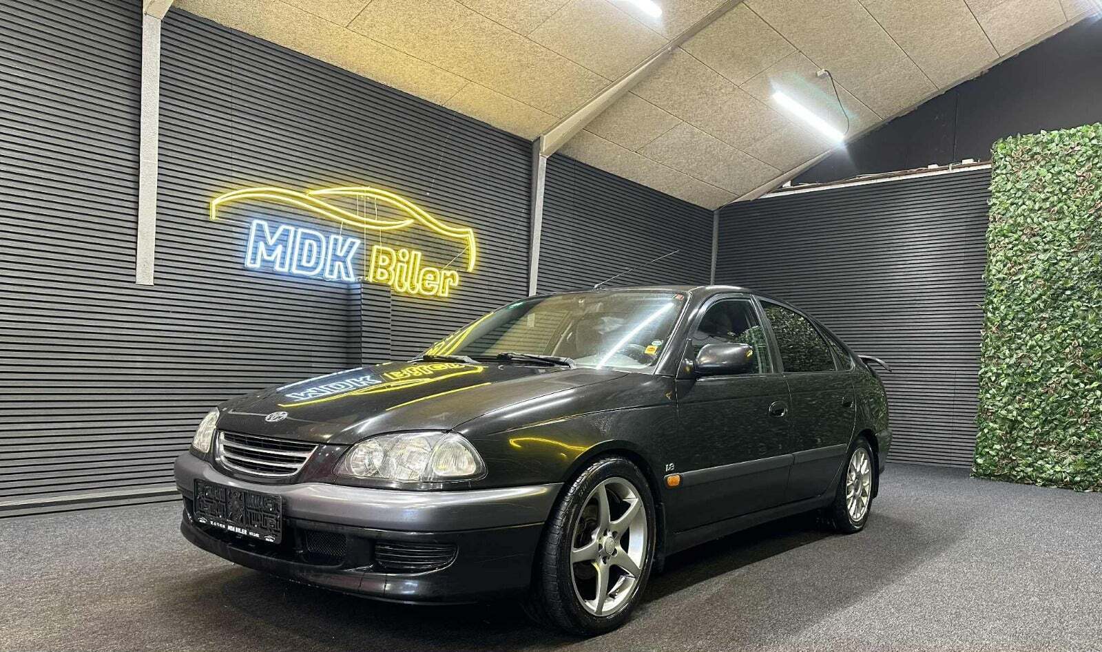 Toyota Avensis 1,8 Luna