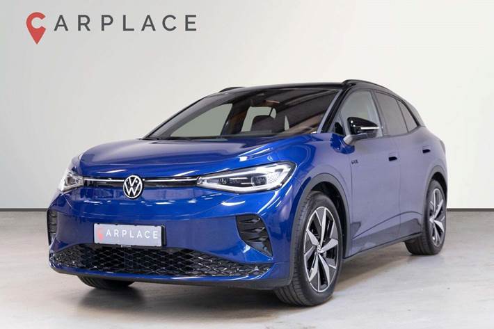 Blå VW ID.4 fra 2025 set udefra
