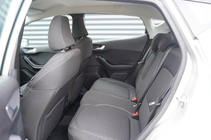 Sølv Ford Fiesta fra 2020