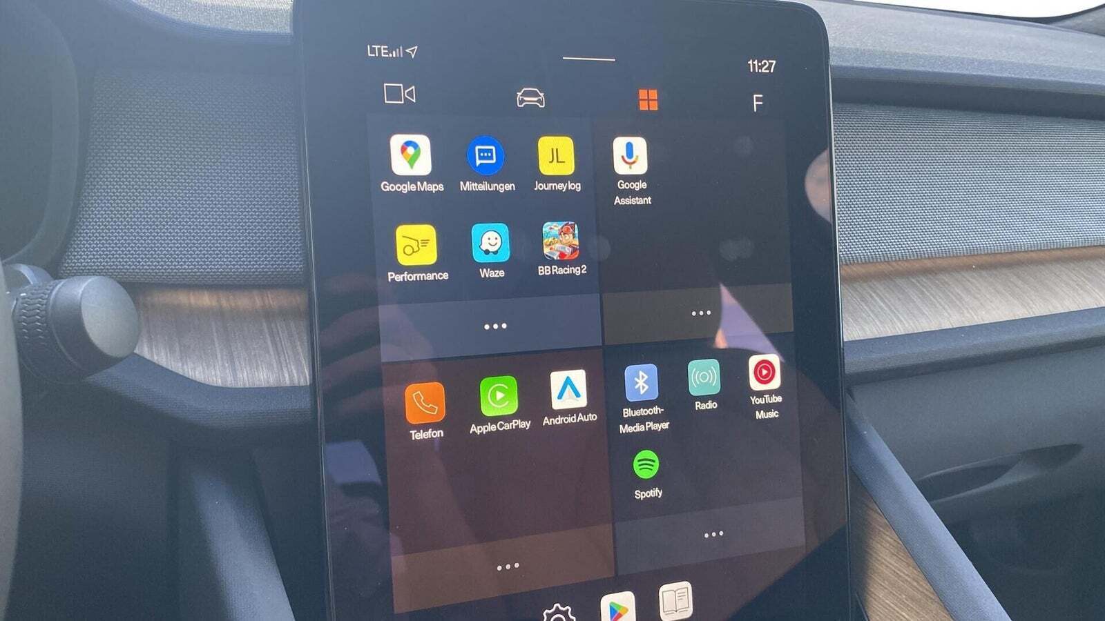 Hvid Polestar 2 fra 2023