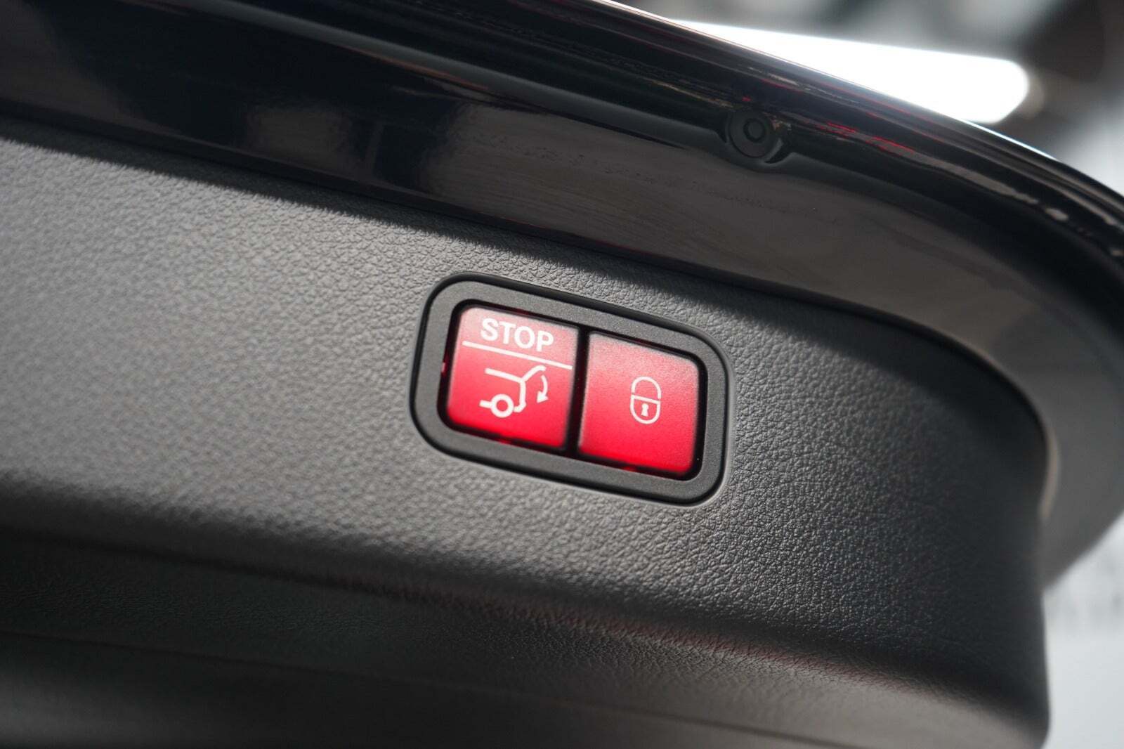 Mercedes C300 2,0 Advantage AMG stc. aut.