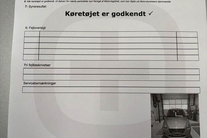 Sølv Mazda 2 fra 2017