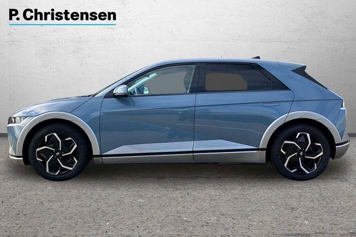 Blå Hyundai Ioniq 5 fra 2023