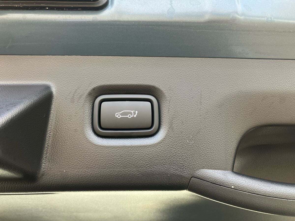 Blå Hyundai Ioniq 5 fra 2023