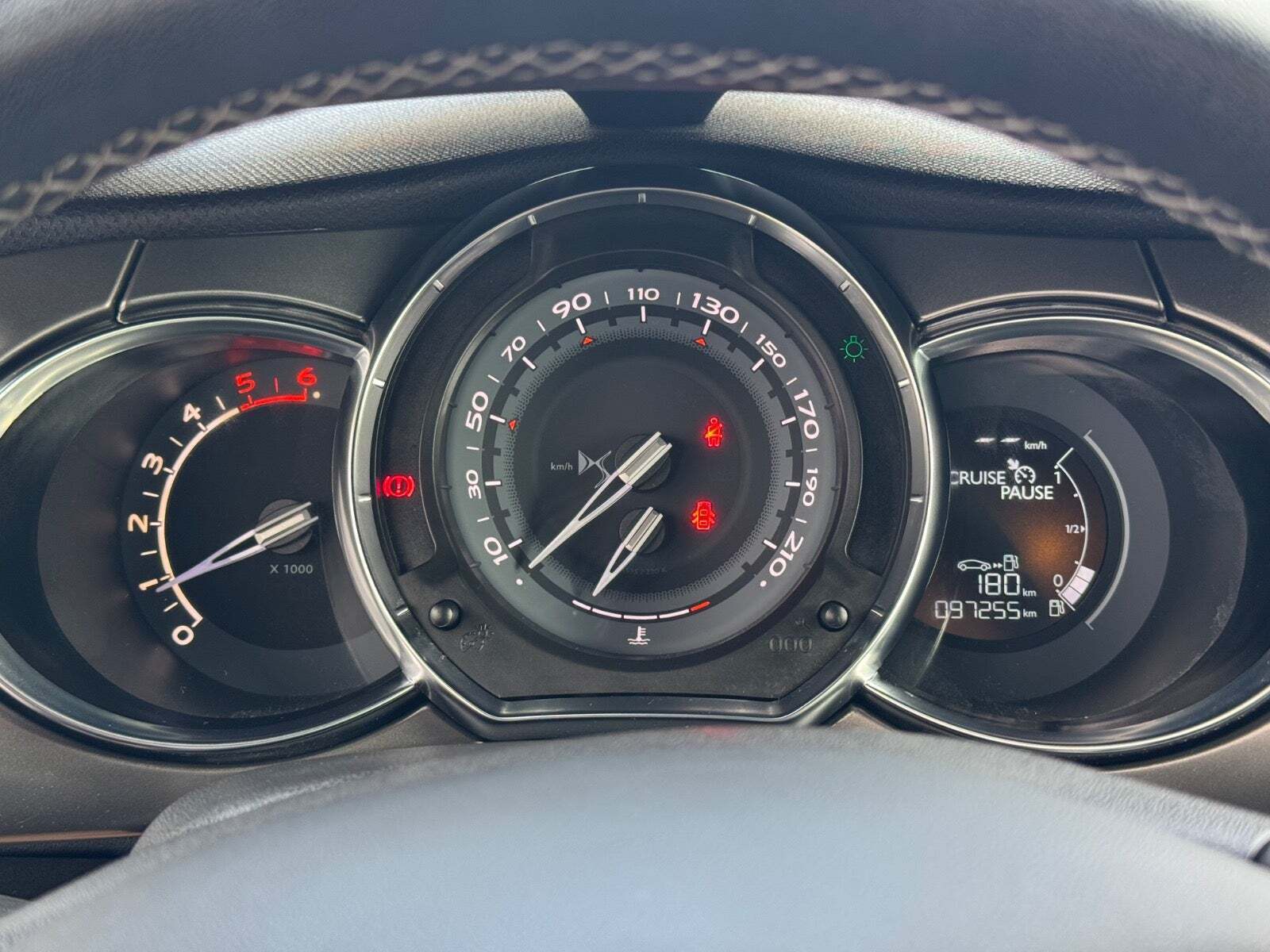 Hvid DS DS 3 fra 2018