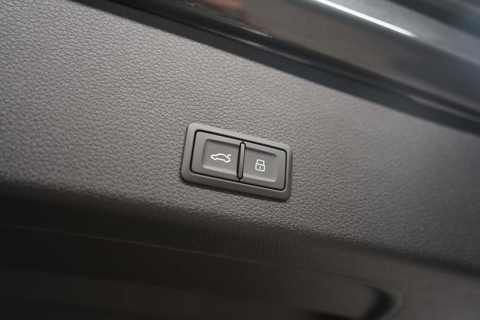 Audi e-tron 55 S-line quattro