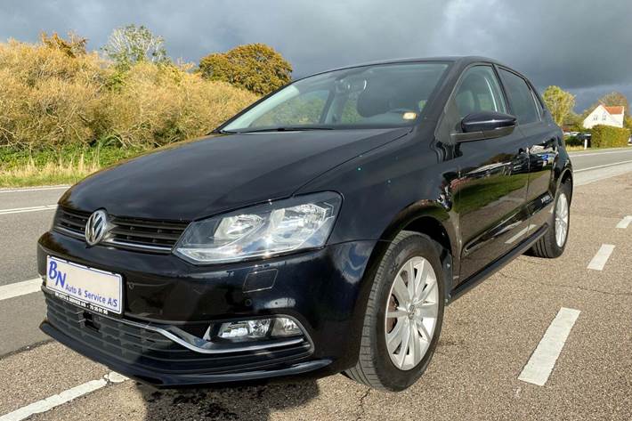 Sort VW Polo fra 2016 set udefra