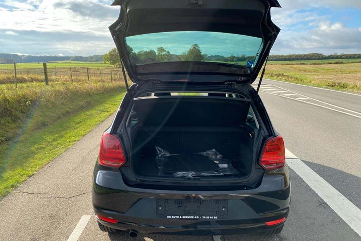 Sort VW Polo fra 2016