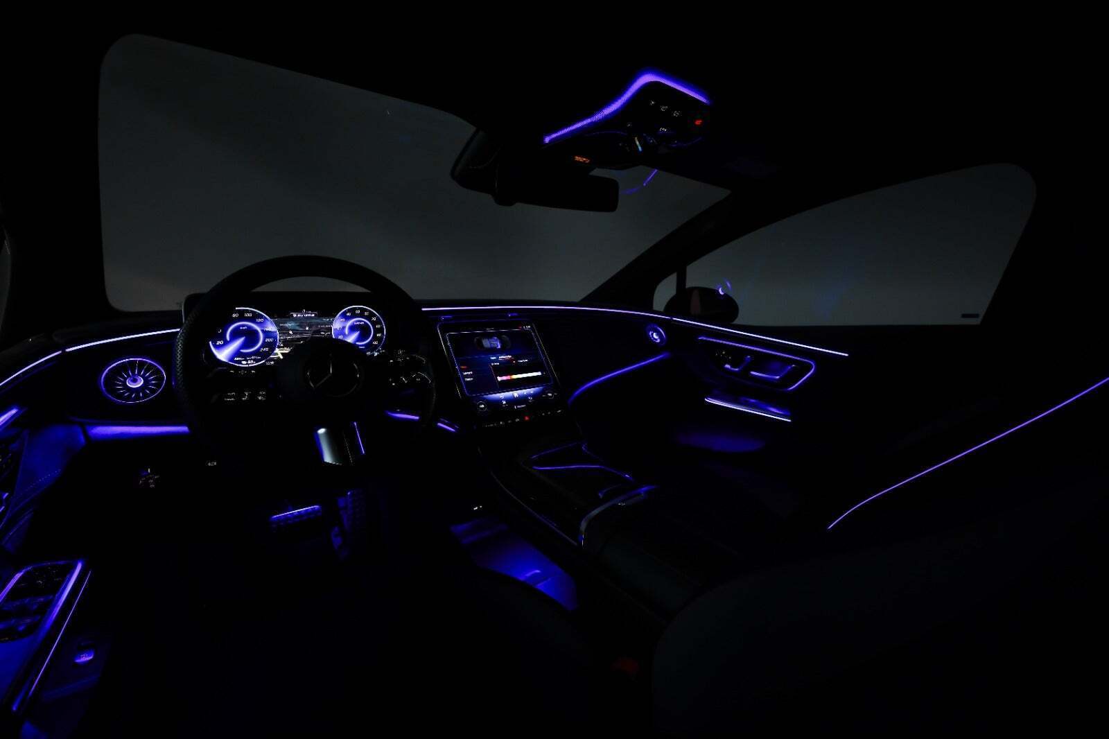 Mercedes EQE350 AMG Line