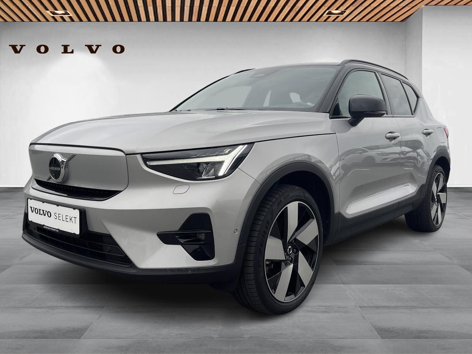 Volvo EX40 Twin Motor Performance Ultra AWD 442HK 5d Aut.