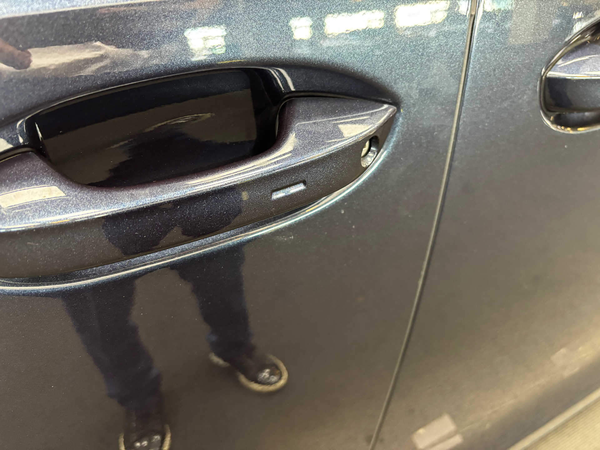 Blå VW ID.Buzz fra 2025