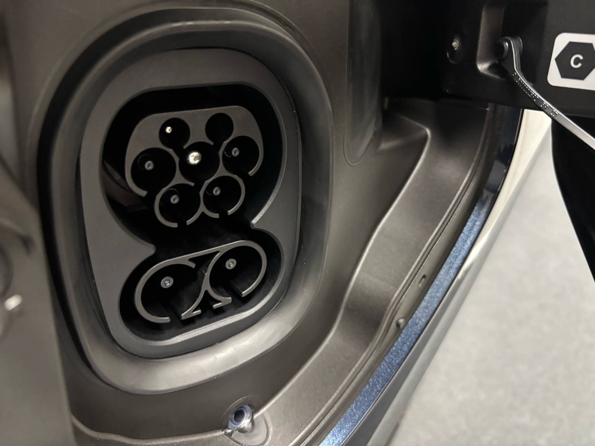 Blå VW ID.Buzz fra 2025