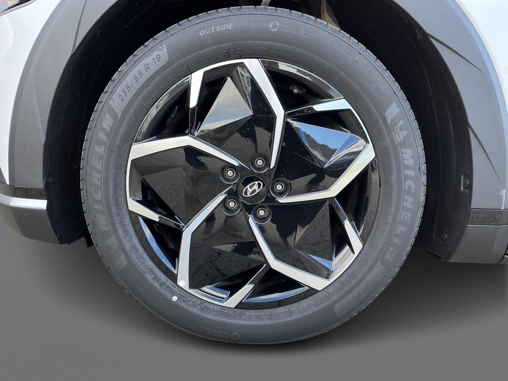 Hvid Hyundai Ioniq 5 fra 2024