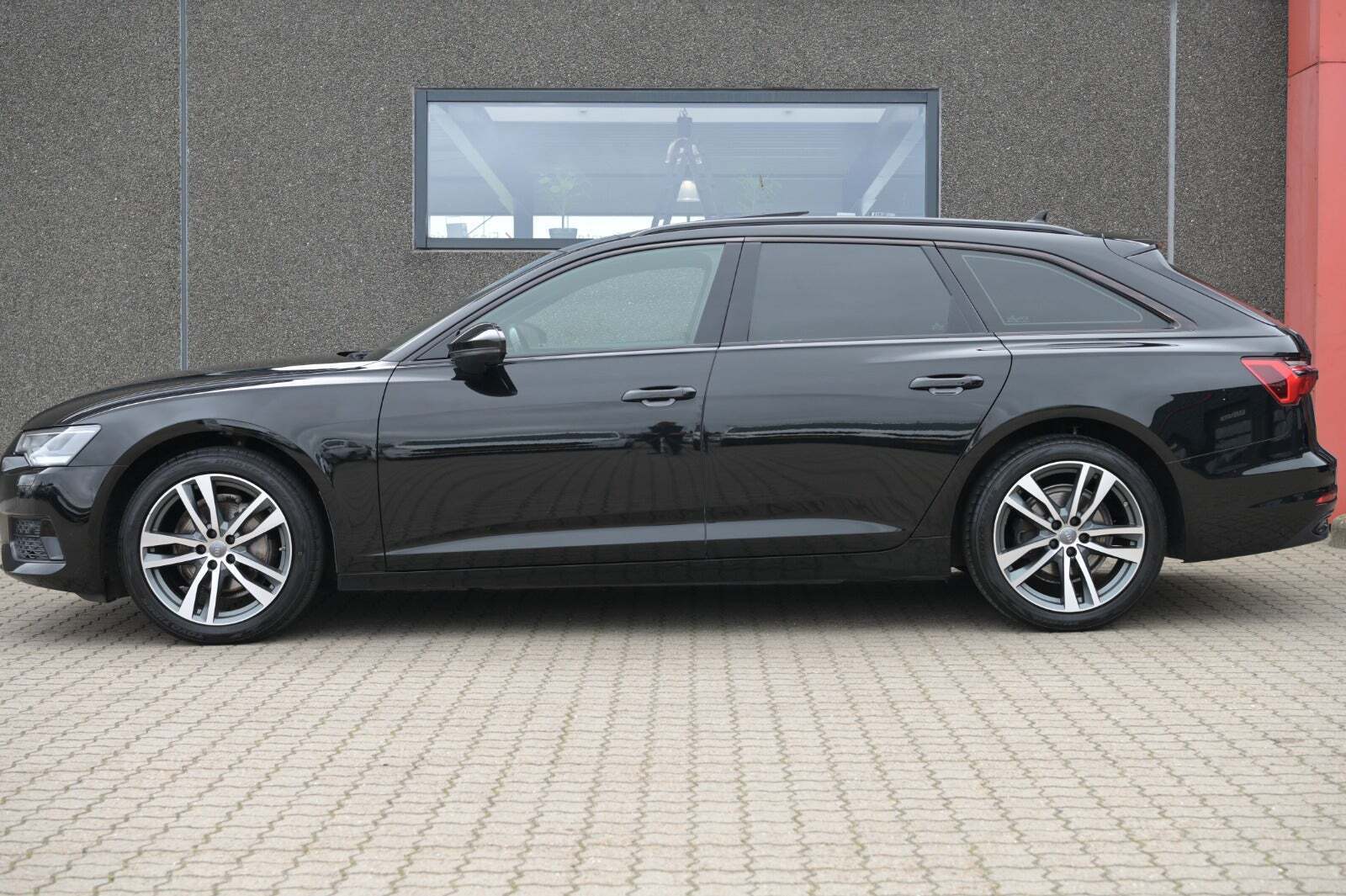 Audi A6 40 TDi Sport Avant S-tr.