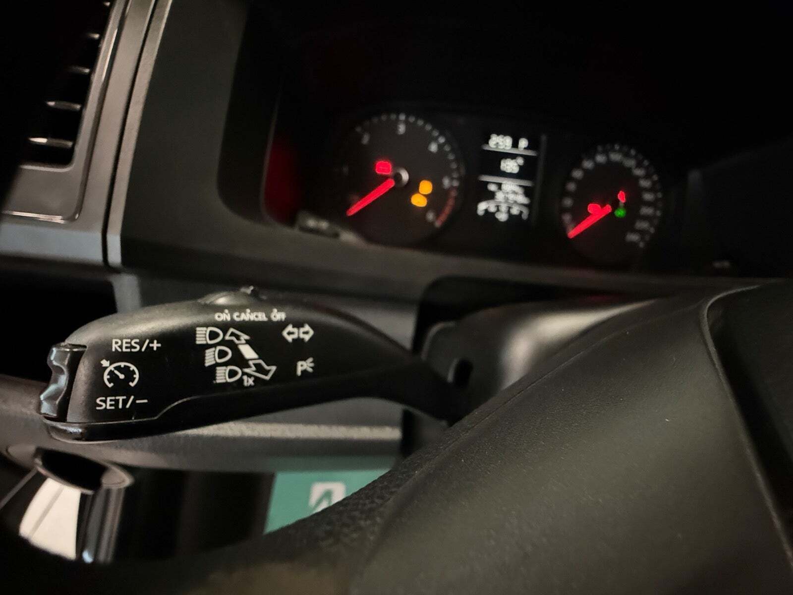 Sort VW Transporter fra 2018