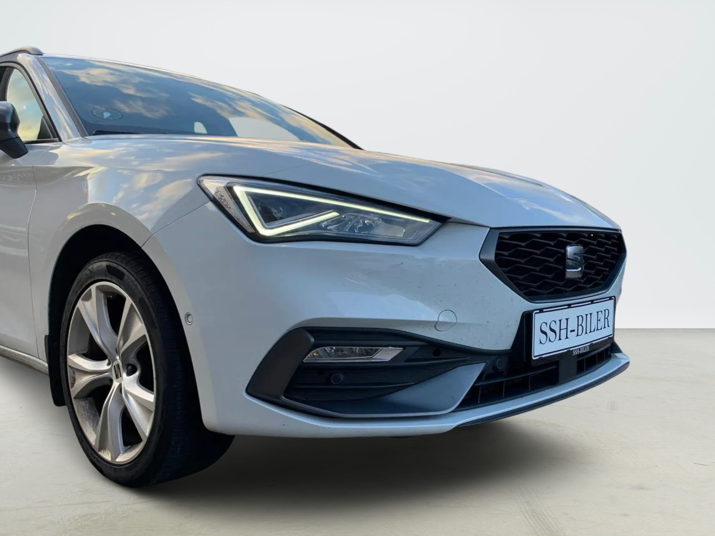 Hvid Seat Leon fra 2021