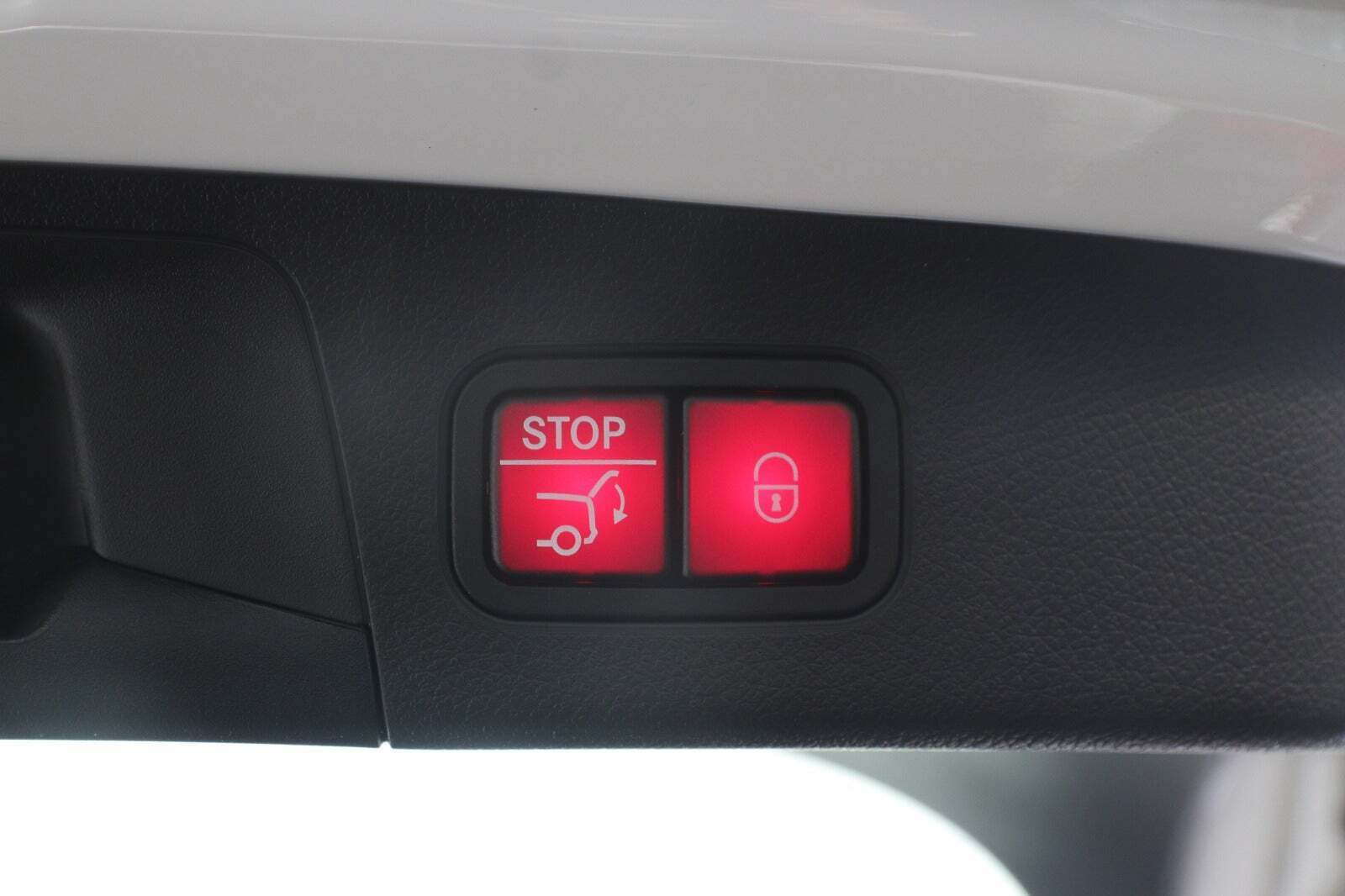 Hvid Mercedes EQA250 fra 2023