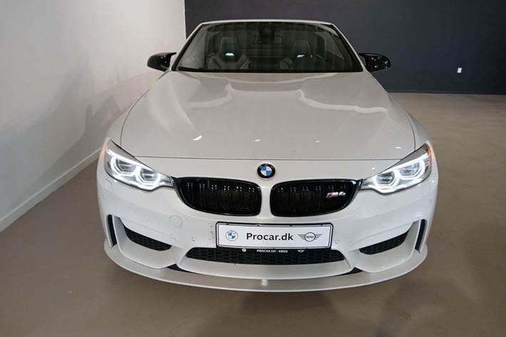 Hvid BMW M4 fra 2015