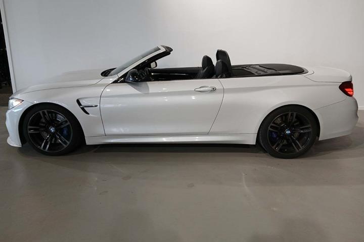 Hvid BMW M4 fra 2015