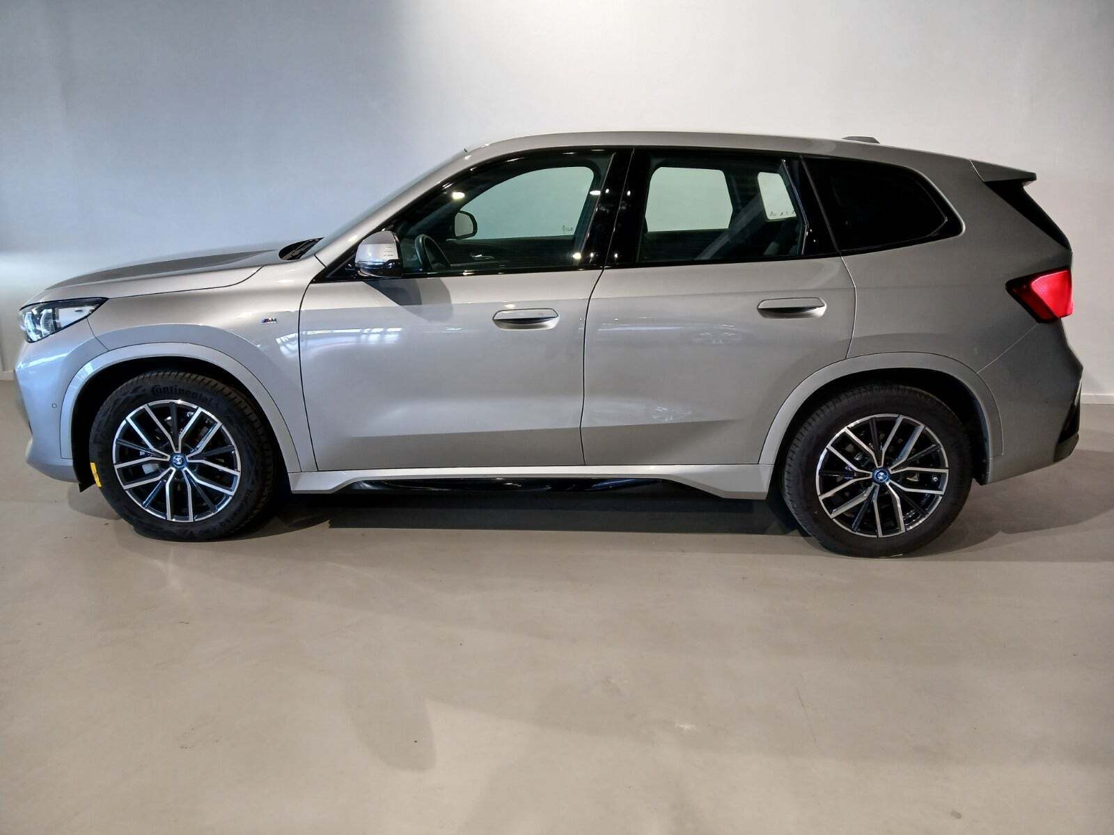 BMW iX1 eDrive20 Fully Charged M-Sport