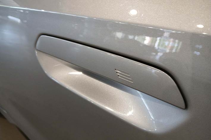 Grå BMW X1 fra 2024