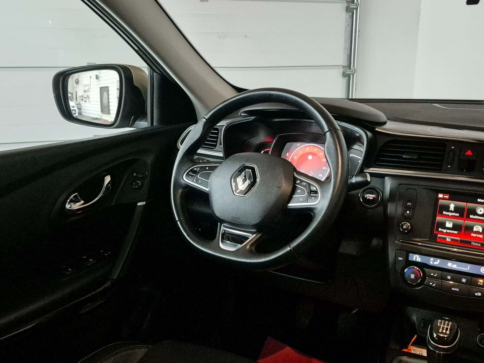 Beige Renault Kadjar fra 2016