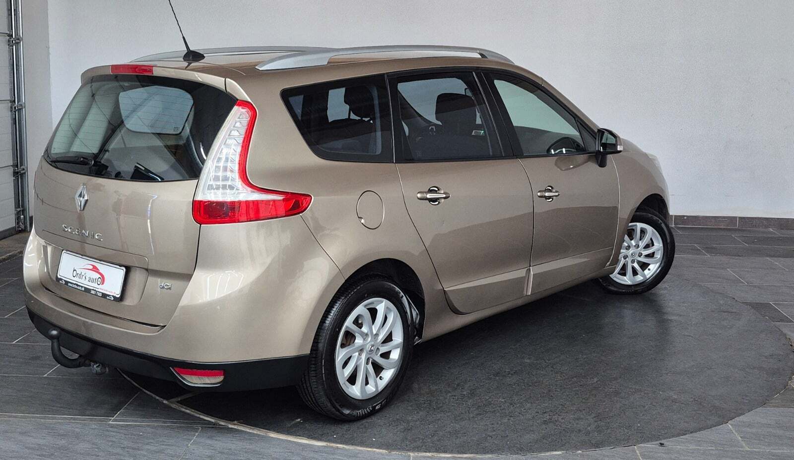 Renault Grand Scenic III 1,5 dCi 110 Dynamique aut. 7prs