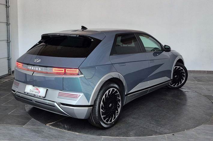 Grå Hyundai Ioniq 5 fra 2022